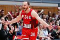 Baskets-Kapitän Felix Hoffmann vor fast genau einem Jahr beim Spiel gegen Crailsheim in Würzburg.