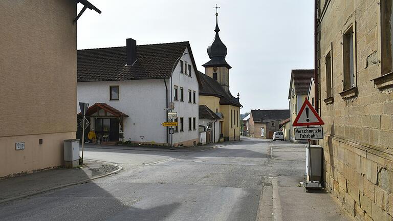 Die Durchfahrtstraße in Pusselsheim wird&nbsp; noch fertig gestellt. Auch darum ging es in der Bürgerversammlung.