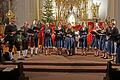 Die Sängerinnen und Sänger der Musikkapelle singen „You’ve Got a Friend“ a capella.