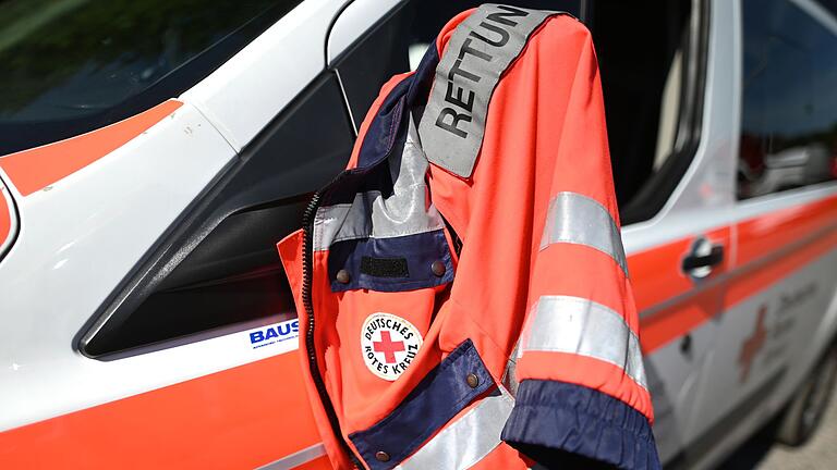 Rettungsdienst       -  Gleiche Rechte für die Feuerwehrler und andere Hilfsorganisationen - das fordern die Grünen. (Archivbild)