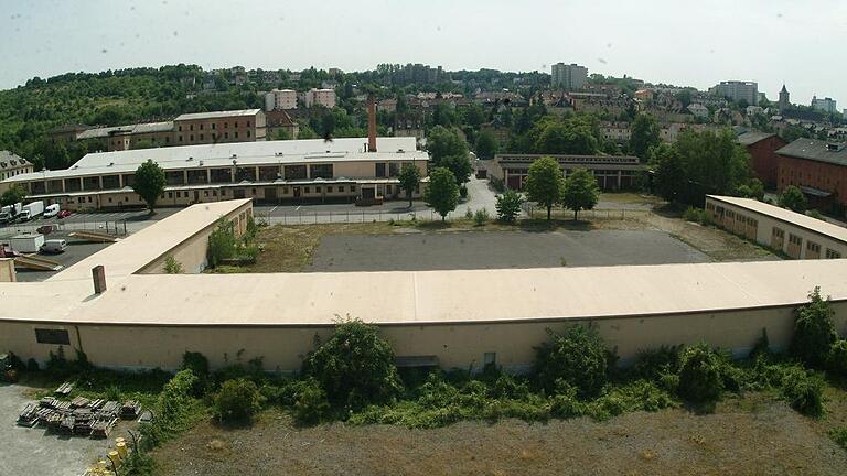 Faulenbergkaserne       -  Seit dem Abzug der US-Soldaten im Jahr 2007 ist das Areal der Faulenberg-Kaserne an der Nürnberger Straße verwaist.