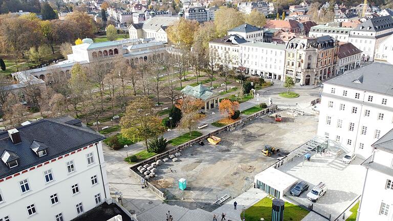 Entscheidende Weichenstellungen für einen Hotelneubau auf der Baulücke am Kurpark erhofft die Stadtverwaltung in den kommenden Monaten. Entscheidende Weichenstellungen für einen Hotelneubau auf der Baulücke am Kurpark erhofft die Stadtverwaltung in den kommenden Monaten. 
