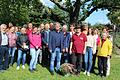 Auf dem Foto in der Mitte: Frank Bauer, 1. Vorsitzender des Kreisverbands für Gartenbau und Landespflege e.V. Schweinfurt, mit den Teilnehmer/innen.