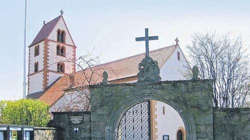 Einstmals die zentrale Königskirche: Sankt Johannes der Täufer in Brendlorenzen (Lkr. Rhön-Grabfeld).