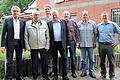 Das Ehrungsbild zum 50-jährigen Bestehen: (von links) Bürgermeister Albrecht Hofmann, Heinz Mauder, Andreas Sommer (stellvertretender Abteilungsleiter), Hans Hoinkis, Werner Krug, Dieter Keller und Tischtennis-Abteilungsleiter Frank Kress.