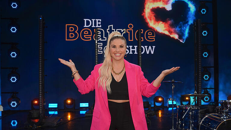 281671507.jpg       -  'Die Beatrice Egli Show' geht im November in die vierte Runde. Alle Infos zur Übertragung, Wiederholung und den Gästen finden Sie hier.