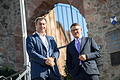 Ministerpräsidententreffen Bayern und Hessen.jpeg       -  Ministerpräsidententreffen Bayern und Hessen Markus Söder (CSU, l), Ministerpräsident von Bayern, und Boris Rhein (CDU), Ministerpräsident von Hessen, stehen vor einem Treffen der beiden Ministerpräsidenten auf der Burg Alzenau nebeneinander. Das Thema der Energieversorgung dürfte im Mittelpunkt der Gespräche stehen. +++ dpa-Bildfunk +++AGENTURBILD DPA picture-alliance.com picture alliance dpa-archiv dpa-langzeitarchiv