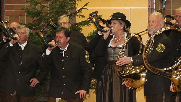 Die Jagdhornbläser der Kreisgruppe Mellrichstadt im Bayerischen Jagdverband verliehen der Versammlung einen würdigen musikalischen Rahmen.