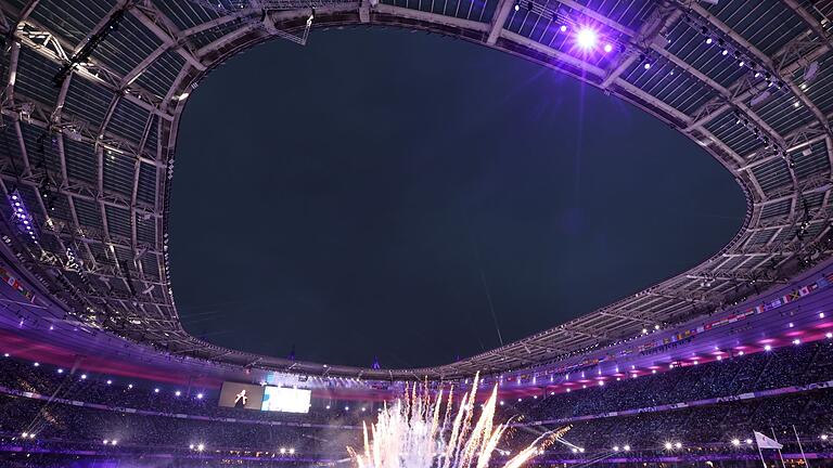 Paralympics Paris 2024 - Abschlussfeier       -  Die Abschiedszeremonie im Stade de France hat begonnen.