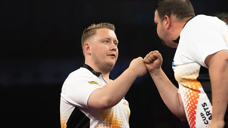 Martin Schindler und Gabriel Clemens       -  Starteten bei der Darts-EM in Dortmund: Gabriel Clemens (Deutschland, r) und Martin Schindler (Deutschland).