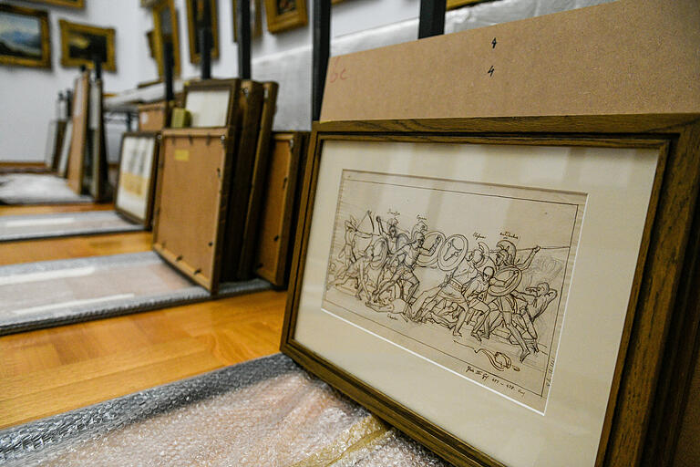 Im Aufbau: Für die Ausstellung 'Antike erfinden' wurden alle Zeichnungen neu gerahmt. Im Aufbau: Für die Ausstellung 'Antike erfinden' wurden alle Zeichnungen neu gerahmt.