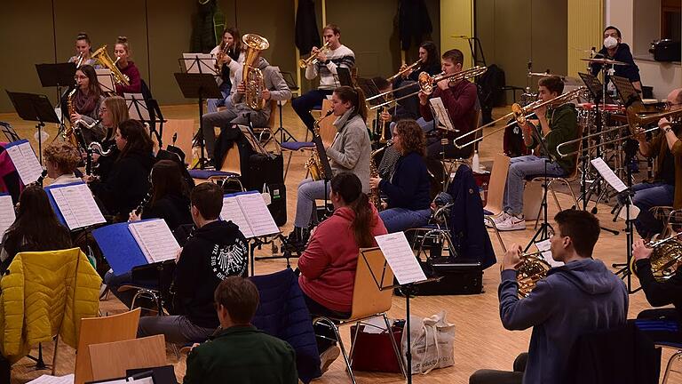 Probewochenende des Kreisjugendorchesters in der Kulturhalle Wiesthal.