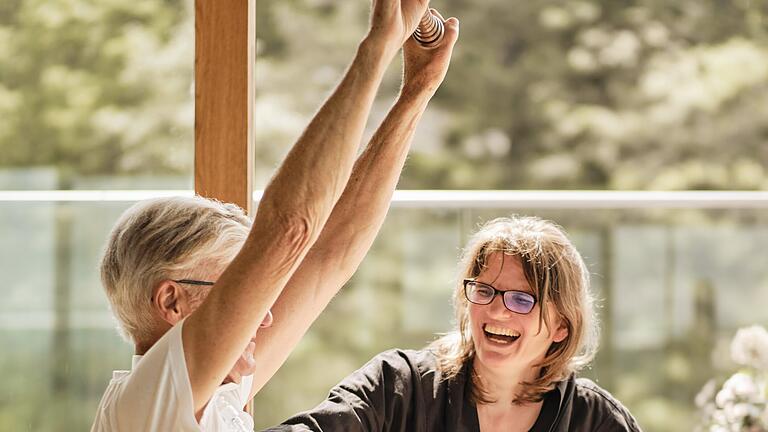 Mit viel Zeit kümmert sich das medizinische Team der Klinik um die Rehabilitanden.