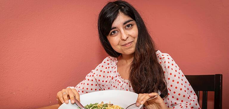 Nargis Silva freut sich auf Weihnachten und die böhmische 'Siebenerlei'. Nargis Silva freut sich auf Weihnachten und die böhmische 'Siebenerlei'. 