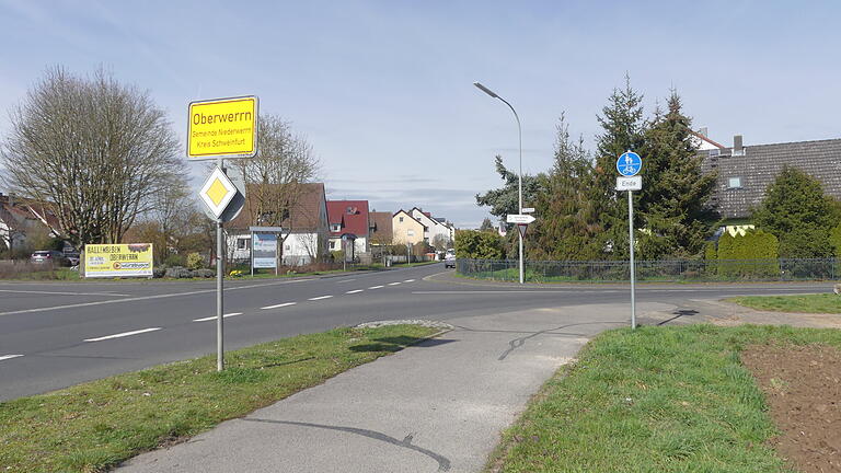 Auch 2023 ein Thema bei der Bürgerversammlung: die Bonland-Kreuzung an der Oberwerrner Ortseinfahrt.