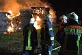 Schaden in Höhe von rund 20.000 Euro entstand am Neujahrsmorgen bei einem Brand in Merkershausen. Dort gingen 240 Strohballen in Flammen auf.