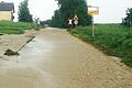 Der Flurbereinigungsweg von Stadelschwarzach nach Prichsenstadt verwandelte sich durch den Starkregen am Freitag in einen Fluss.