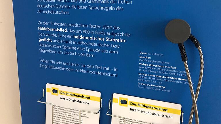 Das Hildebrandslied in Originalsprache und mit Übersetzung im Museum für Stadtgeschichte. Das Hildebrandslied in Originalsprache und mit Übersetzung im Museum für Stadtgeschichte.