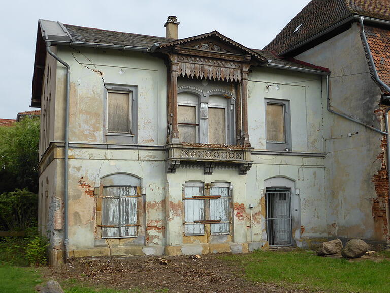 So sah das Gartenhaus vor der Renovierung aus. So sah das Gartenhaus vor der Renovierung aus.