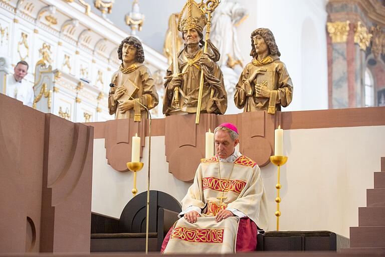 Erzbischof Georg Gänswein beim Festgottesdienst im Würzburger&nbsp; Neumünster.