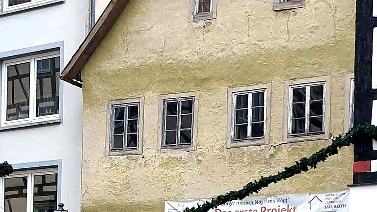 Weitere Schritte zur Sanierung des Münnerstädter Reißmannhauses sind eingeleitet. Foto: Dieter Britz - Weitere Schritte zur Sanierung des Münnerstädter Reißmannhauses sind eingeleitet. Foto: Dieter Britz Weitere Schritte zur Sanierung des Münnerstädter Reißmannhauses sind eingeleitet. Foto: Dieter Britz - Weitere Schritte zur Sanierung des Münnerstädter Reißmannhauses sind eingeleitet. Foto: Dieter Britz