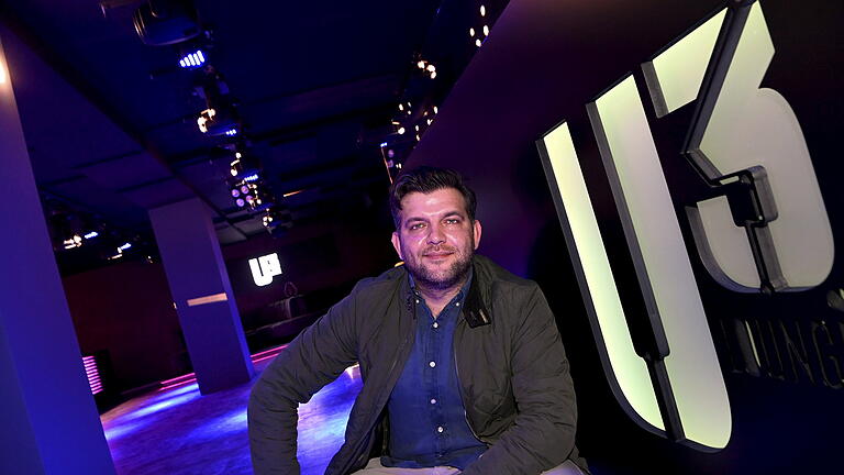 Nachtleben.jpeg       -  Tahir Mulaj eröffnet gemeinsam mit seinen Brüdern den Klub U3 Lounge am Ulrichsplatz. In den Räumen war zuvor die Mahagoni-Bar untergebracht, die ihre Pforten dort im Frühjahr 2022 schloss.