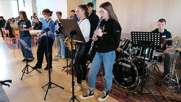Die Schulband begeisterte die Besucher am EGM.