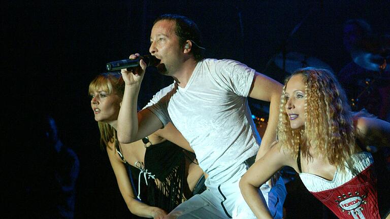 Das waren noch Zeiten: Der große DJ Bobo im kleinen Bad Neustadt. Was ist nur aus den Jahren geworden? Und was wird verdammt noch mal aus der BaWa-Kreuzung?