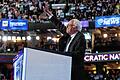 DNC in Philadelphia 2016       -  Bernie Sanders, dem unterlegenen Kandidaten bei den Vorwahlen der Demokraten, gehörten beim Nominierungskonvent in Philadelphia die Sympathien. Er rief die Delegierten auf, Hillary Clinton zu unterstützen &ndash; um den Republikaner Donald Trump als US-Präsident zu verhindern.