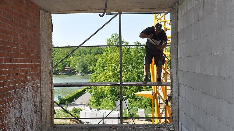 Traumhafter Ausblick: Vom Wohnzimmer aus können die künftigen Besitzer der Eigentumswohnungen die Aussicht auf den Ellertshäuser See genießen.