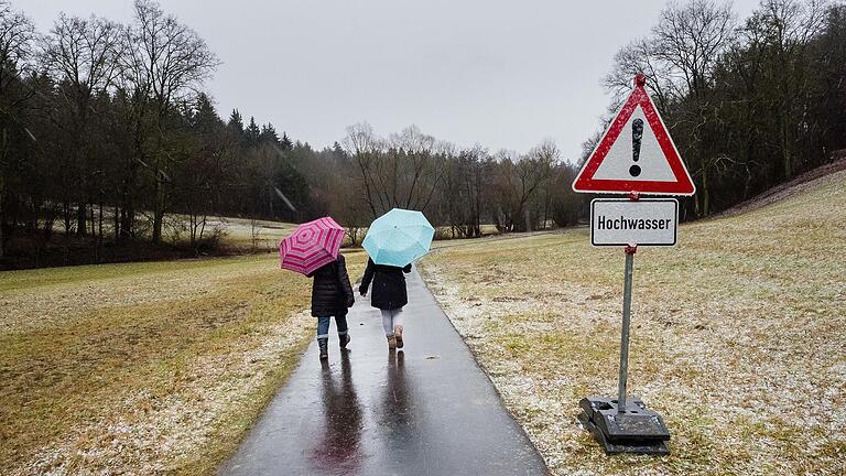 Nach reichlich Regen an den letzten Tagen ist die Hochwasserlage in Unterfranken weiterhin angespannt.&nbsp;