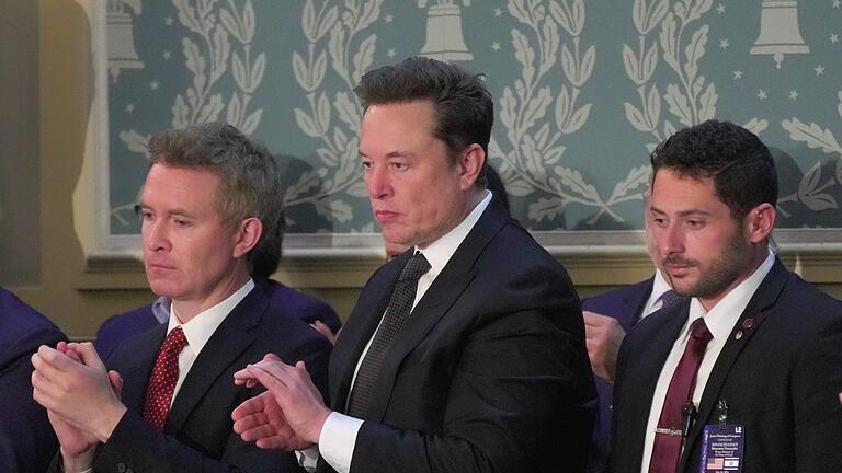 Netanjahu in den USA - Rede vor Kongress - Auch Tech-Milliardär Elon Musk kam nach Washington, um Netanjahus Rede zu hören. Netanjahu in den USA - Rede vor Kongress - Auch Tech-Milliardär Elon Musk kam nach Washington, um Netanjahus Rede zu hören.