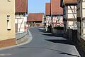 Eng und kurvenreich ist die Hauptstraße in Urspringen. Einen Gehsteig gibt es im Ostheimer Stadtteil nicht. Mit Kindern entlangzulaufen, ist teilweise sehr gefährlich.&nbsp;