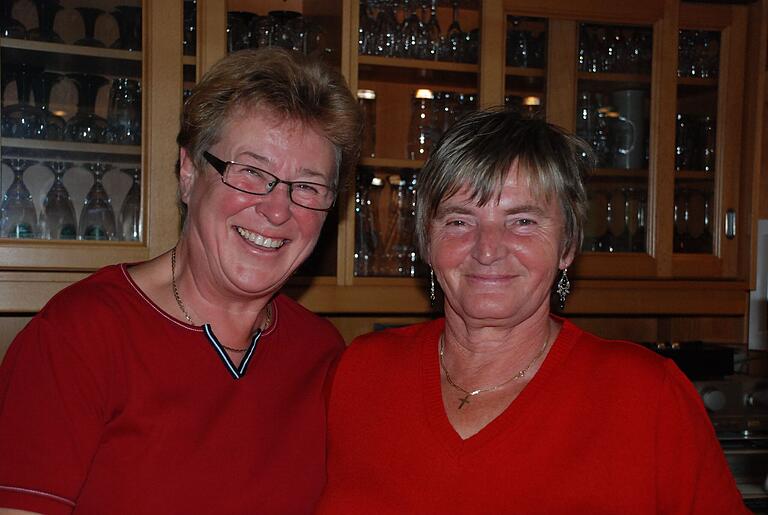 Das Serviceteam des Kröpfer-Treffs: Christel Beck und Lydia Eckstein (von links). Das Serviceteam des Kröpfer-Treffs: Christel Beck und Lydia Eckstein (von links).