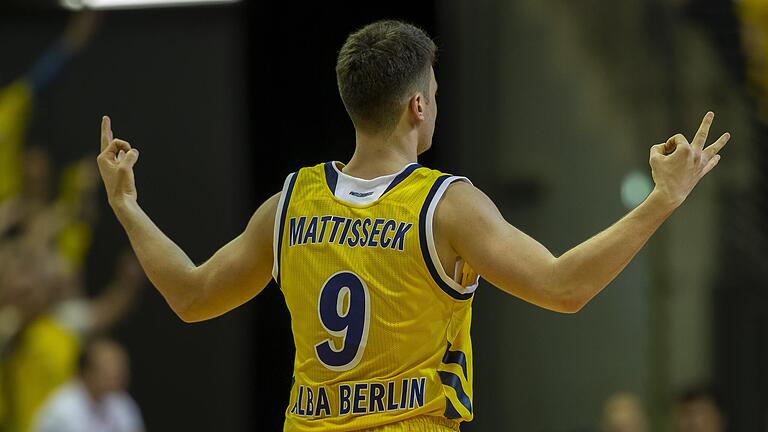 Ob die Berliner auch diesmal Grund zum Feiern haben? Im September 2018 siegte Alba im Pokal-Achtelfinale gegen s. Oliver Würzburg mit 92:81.