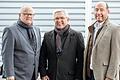 Klaus Kaufmann (Mitte), Geschäftsführer bei der Firma Unicor, wurde in den Ruhestand verabschiedet.&nbsp; Klaus Battistata (links) und Fabian Spitzner sind seine Nachfolger.