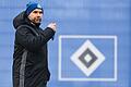 Training Hamburger SV mit neuem Cheftrainer       -  Bernd Hollerbach bei seiner ersten Trainingseinheit in Hamburg, wo er einen Vertrag bis 2019 unterschrieben hat.