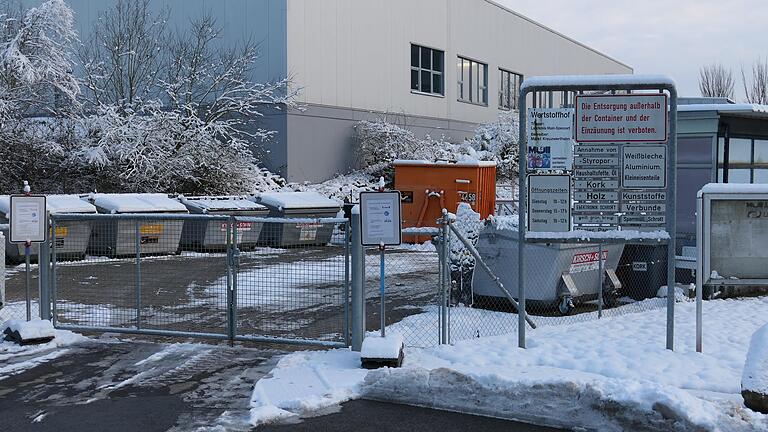 Für den Wertstoffhof Kreuzwertheim sollen Lösungen für mehr Platz gefunden werden. Eine Vergrößerung lehnte der Bau- und Umweltausschuss jedoch ab.