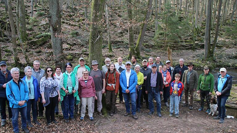 Exkursion im Wald an der Reither Mühle. - Exkursion im Wald an der Reither Mühle. Exkursion im Wald an der Reither Mühle. - Exkursion im Wald an der Reither Mühle.