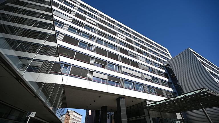 Generalstaatsanwaltschaft Frankfurt       -  Die Generalstaatsanwaltschaft Frankfurt hat zwei neue Cum-Ex-Anklagen erhoben. (Archivbild)