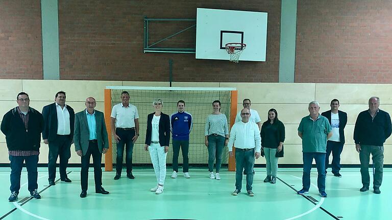 André Voll, 1. Bürgermeister Peter Gehring, Bernd Wehner, 3. Bürgermeister Florian Kress, Diana Seis, Felix Albert, Hanna Kapellner, Thomas Groh, Marc Voigtsberger, Nicole Müller, Paul Keller, Christian Förster, Wolfgang Schönlein André Voll, 1. Bürgermeister Peter Gehring, Bernd Wehner, 3. Bürgermeister Florian Kress, Diana Seis, Felix Albert, Hanna Kapellner, Thomas Groh, Marc Voigtsberger, Nicole Müller, Paul Keller, Christian Förster, Wolfgang Schönlein