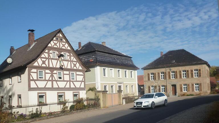 Die Gemeinde Thundorf ist weiterhin ohne Schulden. In den Bürgerversammlungen zog die Bürgermeisterin Bilanz.       -  Die Gemeinde Thundorf ist weiterhin ohne Schulden. In den Bürgerversammlungen zog die Bürgermeisterin Bilanz.