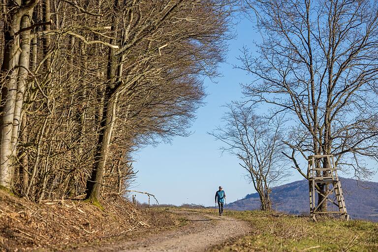 Bei dem Ausflug 'Schwarzenfelser Sonnenseite' handelt es sich um eine sogenannte Spessartspur. Dahinter verbergen sich Kurzwanderungen, die ganz im Zeichen des Genusswanderns stehen. Bei dem Ausflug 'Schwarzenfelser Sonnenseite' handelt es sich um eine sogenannte Spessartspur. Dahinter verbergen sich Kurzwanderungen, die ganz im Zeichen des Genusswanderns stehen.