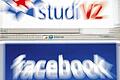 Es kann nur einen geben: Logos von Facebook und StudiVZ.DPA