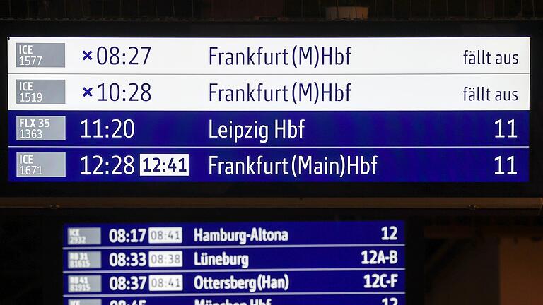 Gravierende Störungen im Bahnverkehr im Norden       -  Immer mehr Züge der Bahn fallen aus. Oft liegt das an Streiks oder dem Wetter, oft aber auch an der Bahn selbst. (Archivbild)