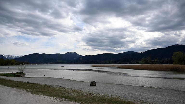 Wetter in Bayern - Sonne und Wolken sollen sich in den nächsten Tagen abwechseln. Wetter in Bayern - Sonne und Wolken sollen sich in den nächsten Tagen abwechseln.