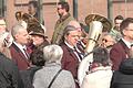 Die Stadtkapelle hat Pause, spielt bei der knapp einstündigen Schweigeprozession am Karfreitag nur acht Choräle. Nur einer ist permanent konzentriert: Frank Nätscher an der Pauke.