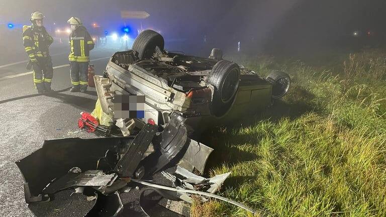 Bei der Unterspiesheimer Abfahrt von der B 286 verunglückten am Samstagmorgen zwei Männer schwer.