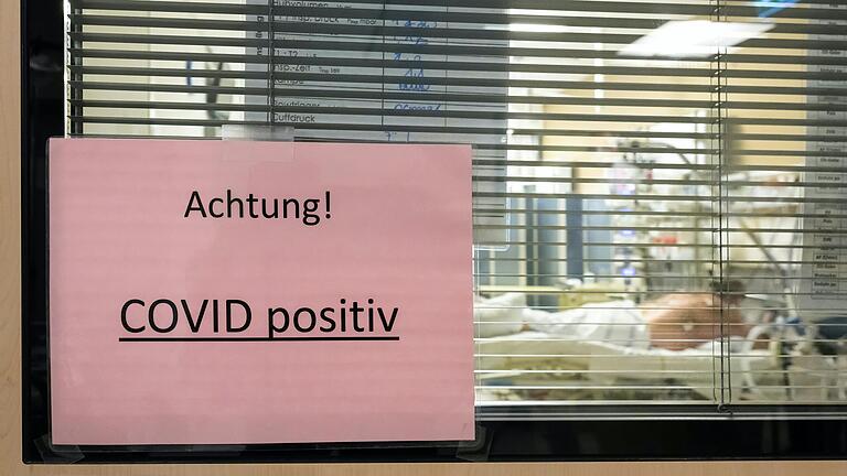 Für das Leopoldina-Krankenhaus meldet das Intensivregister am Montag, 29. November, 'verfügbare' Intensivbetten sowohl der einfachen als auch der hohen Versorgungsstufe. Im Josef-Krankenhaus stehen diese aktuell nur begrenzt zur Verfügung. Für das Leopoldina-Krankenhaus meldet das Intensivregister am Montag, 29. November, 'verfügbare' Intensivbetten sowohl der einfachen als auch der hohen Versorgungsstufe. Im Josef-Krankenhaus stehen diese aktuell nur begrenzt zur Verfügung.