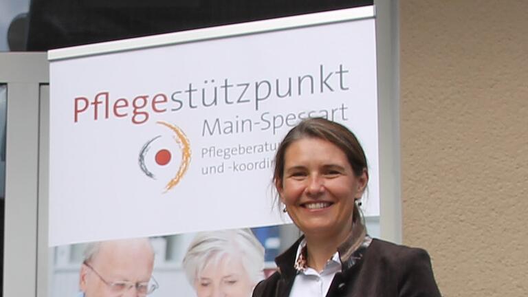 Landrätin Sabine Sitter bei der Eröffnung des Pflegestützpunkts Main-Spessart in Gemünden 2021 (Archivbild). Landrätin Sabine Sitter bei der Eröffnung des Pflegestützpunkts Main-Spessart in Gemünden 2021 (Archivbild).